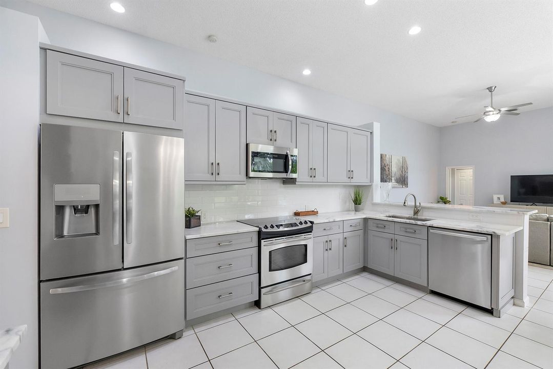 6424 Nw 98th Dr_054