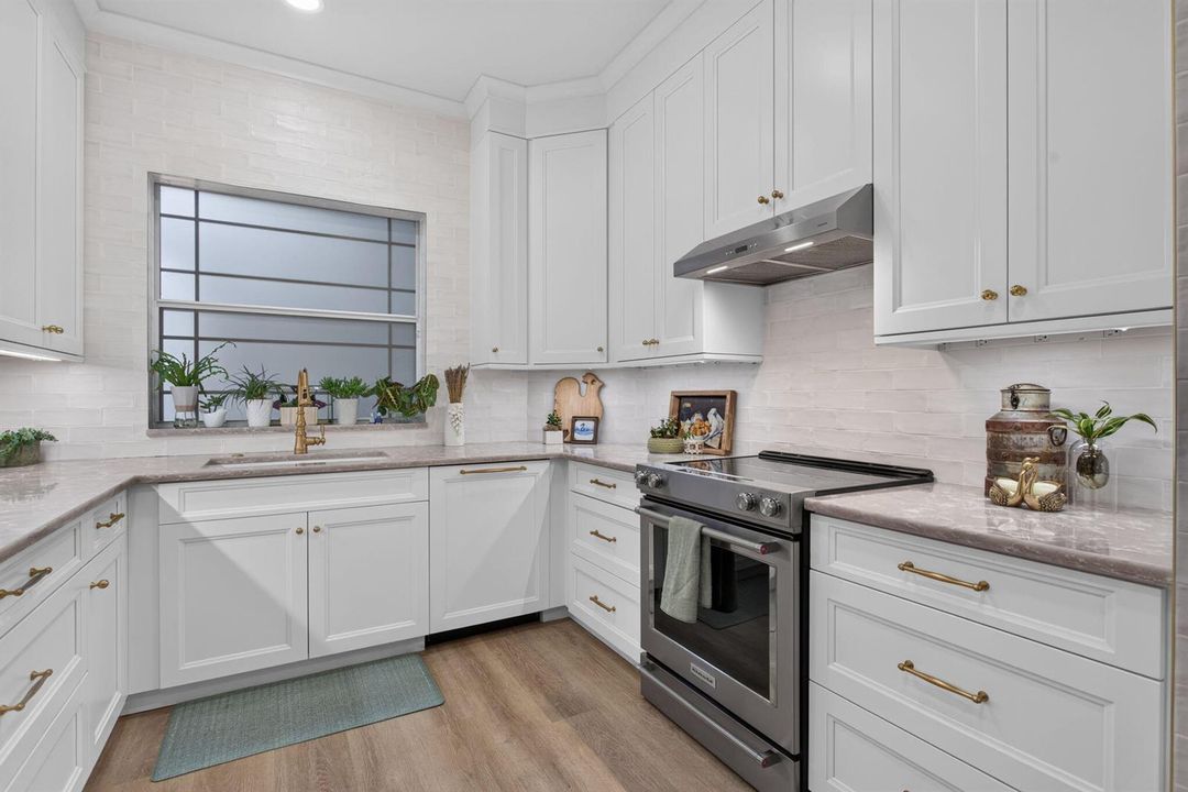 12-web-or-mls-2025-9310