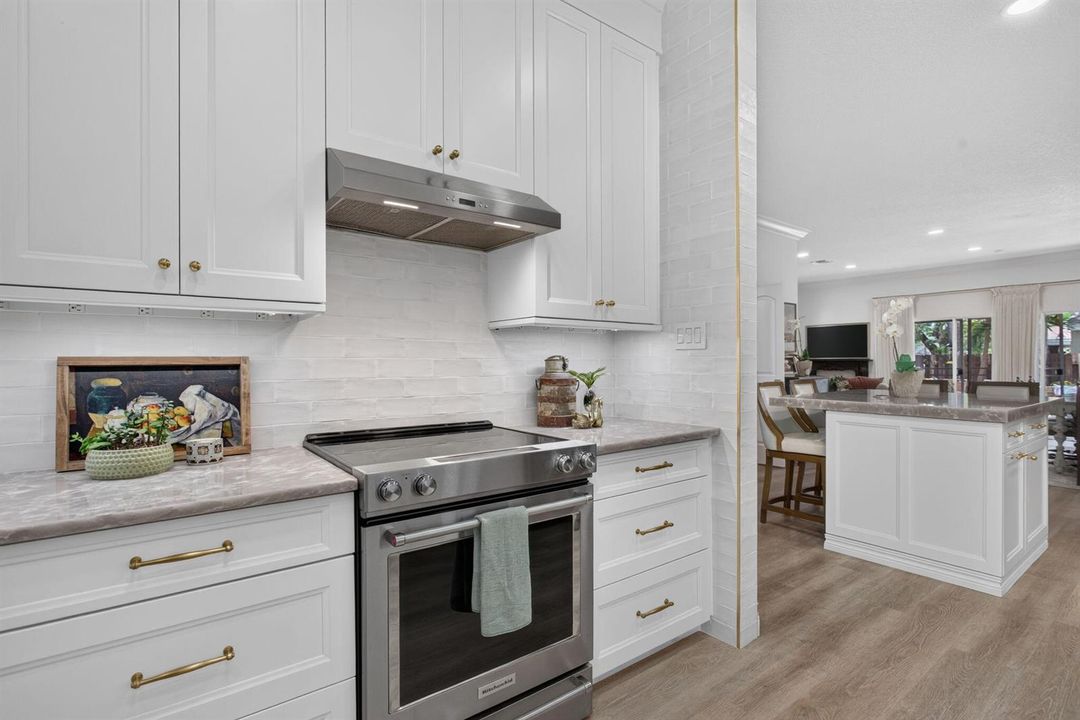 15-web-or-mls-2025-9325