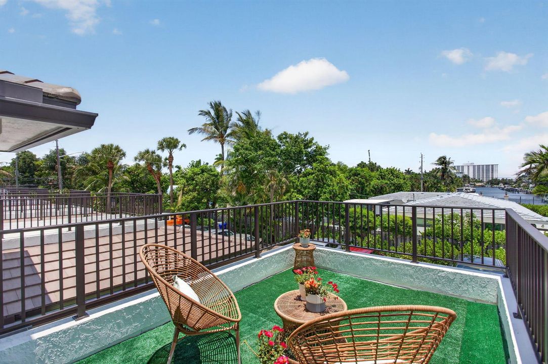 54-web-or-mls-2025-9530