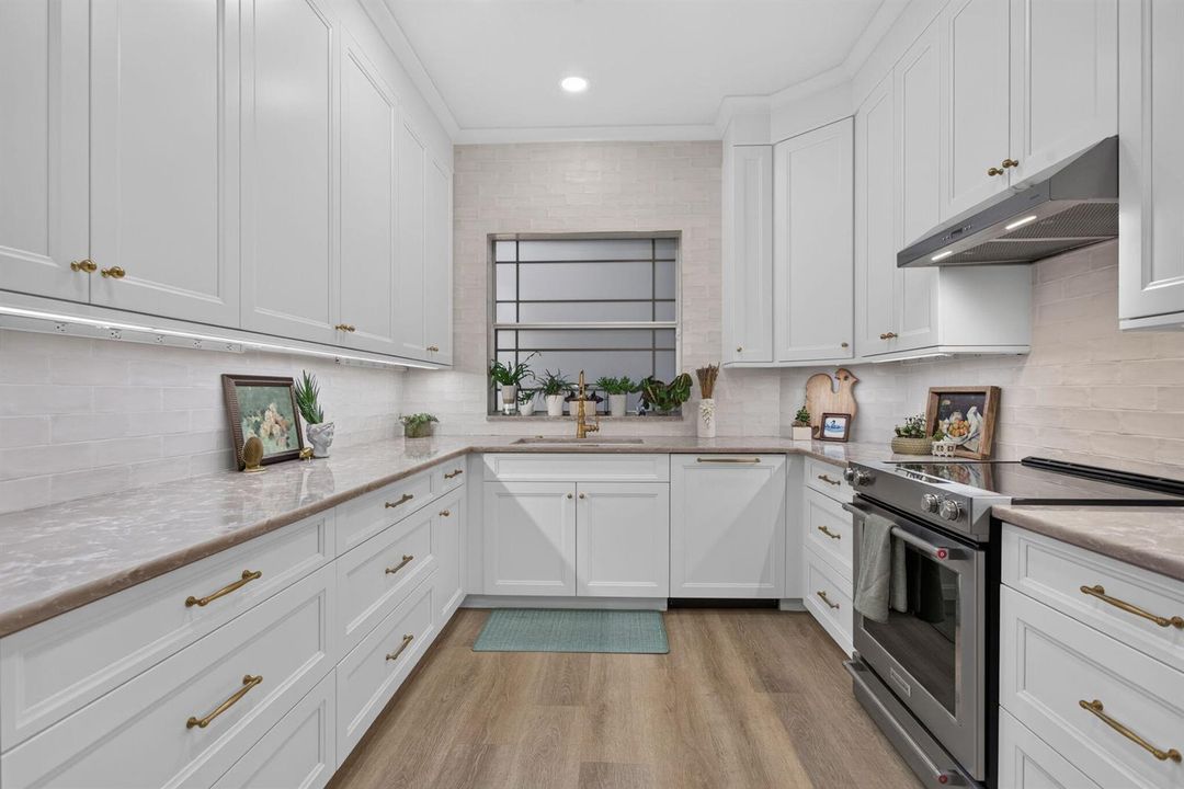 11-web-or-mls-2025-9305