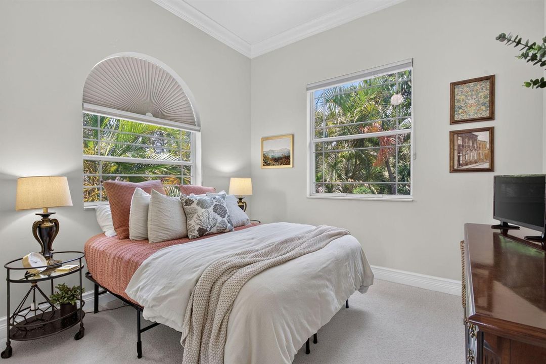 38-web-or-mls-2025-9450
