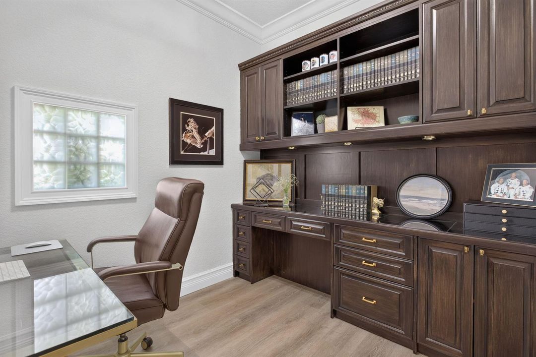 9-web-or-mls-2025-9296