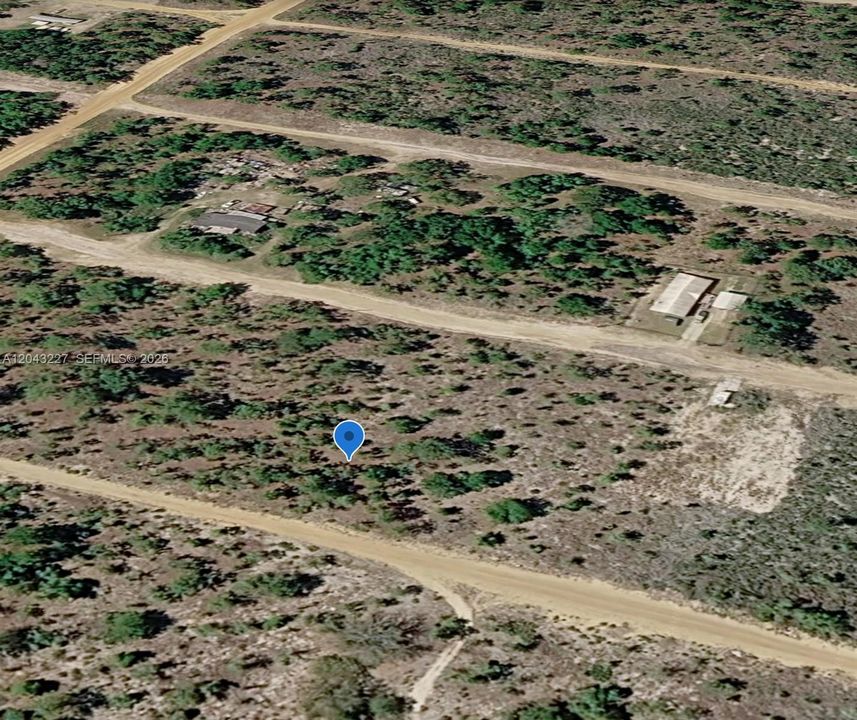 На продажу: $7,500 (0.20 acres)