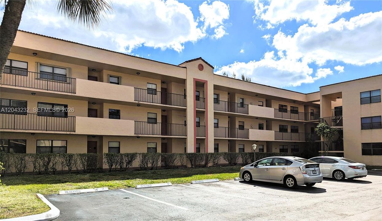 En Venta: $262,000 (3 camas, 2 baños, 1070 Pies cuadrados)