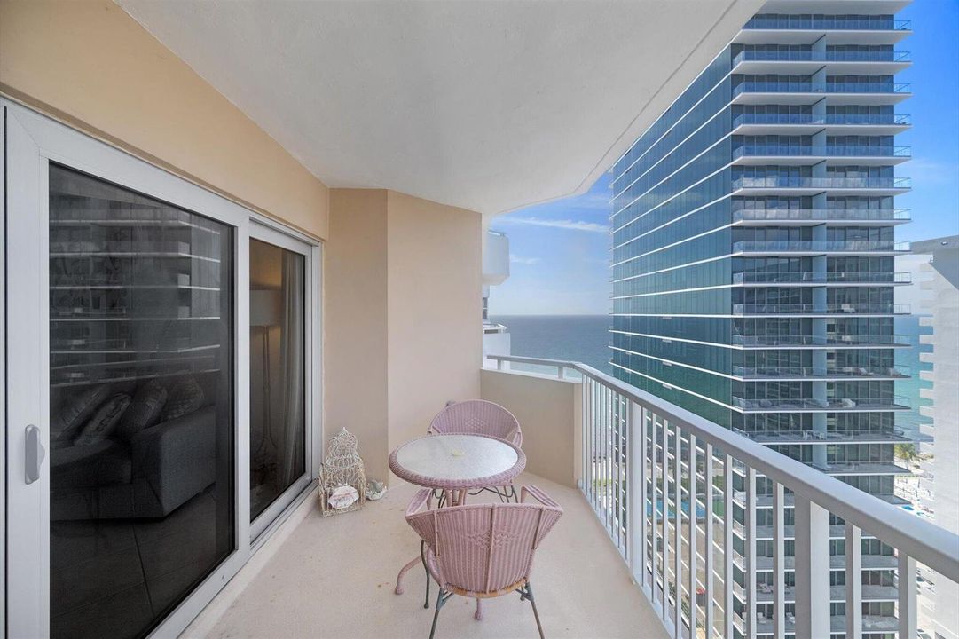13-1980 S Ocean Dr APT 19A_015