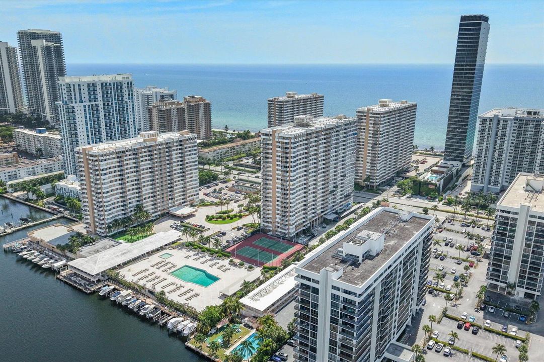 38-1980 S Ocean Dr APT 19A_041