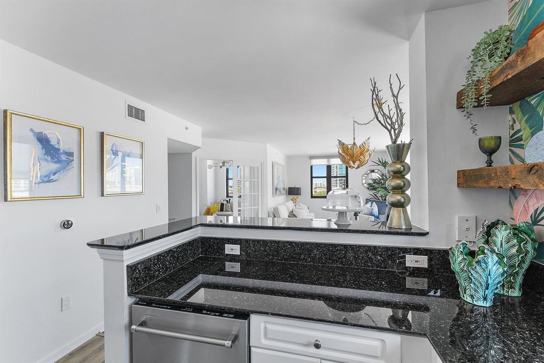 Kitchen/Living