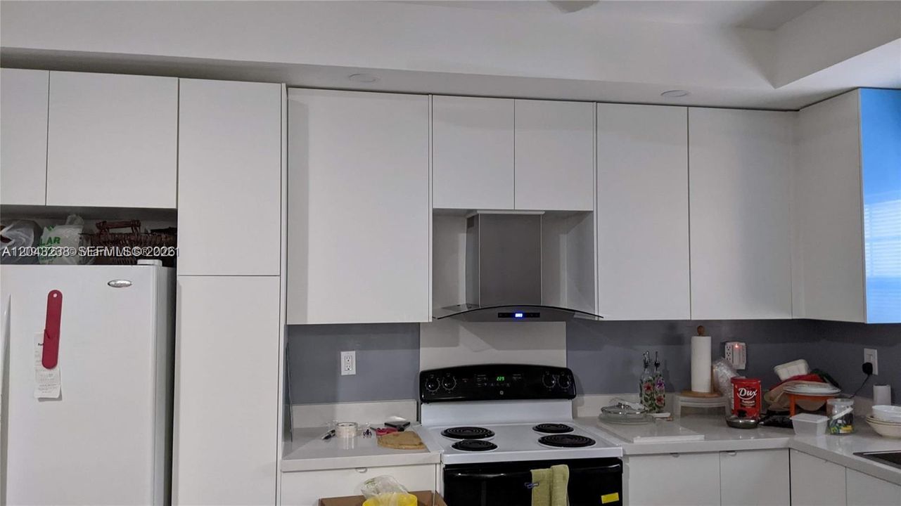 В аренду: $2,600 (2 спален, 2 ванн, 1108 Квадратных фут)