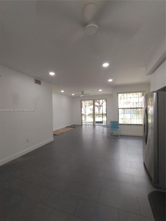 В аренду: $2,600 (2 спален, 2 ванн, 1108 Квадратных фут)