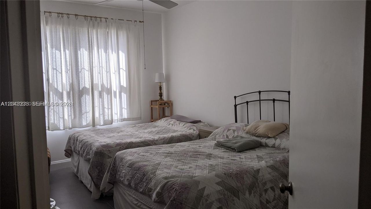 В аренду: $2,600 (2 спален, 2 ванн, 1108 Квадратных фут)