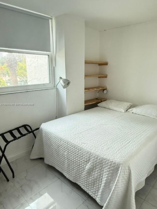 For Rent: $2,300 (1 beds, 2 baths, 1058 Square Feet)
