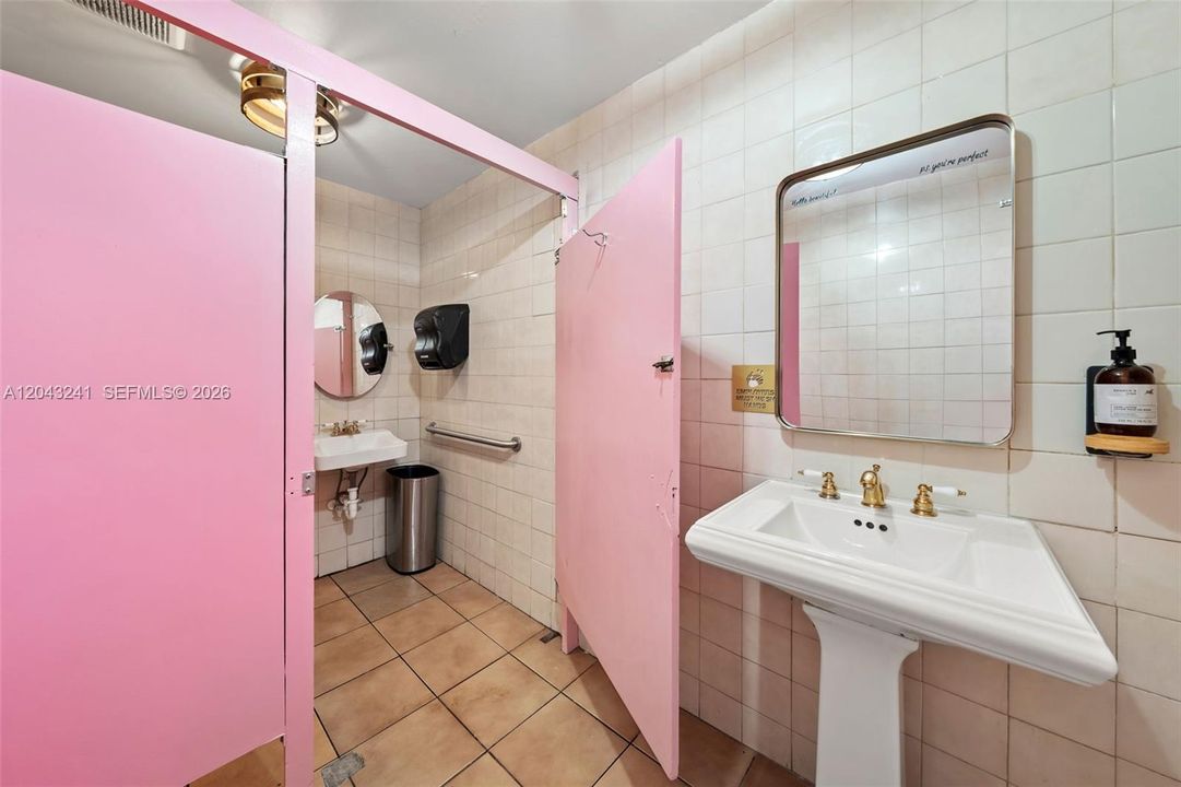 В аренду: $85 (0 спален, 0 ванн, 0 Квадратных фут)