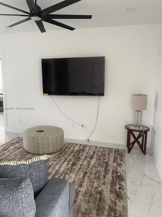 В аренду: $2,500 (4 спален, 3 ванн, 2372 Квадратных фут)