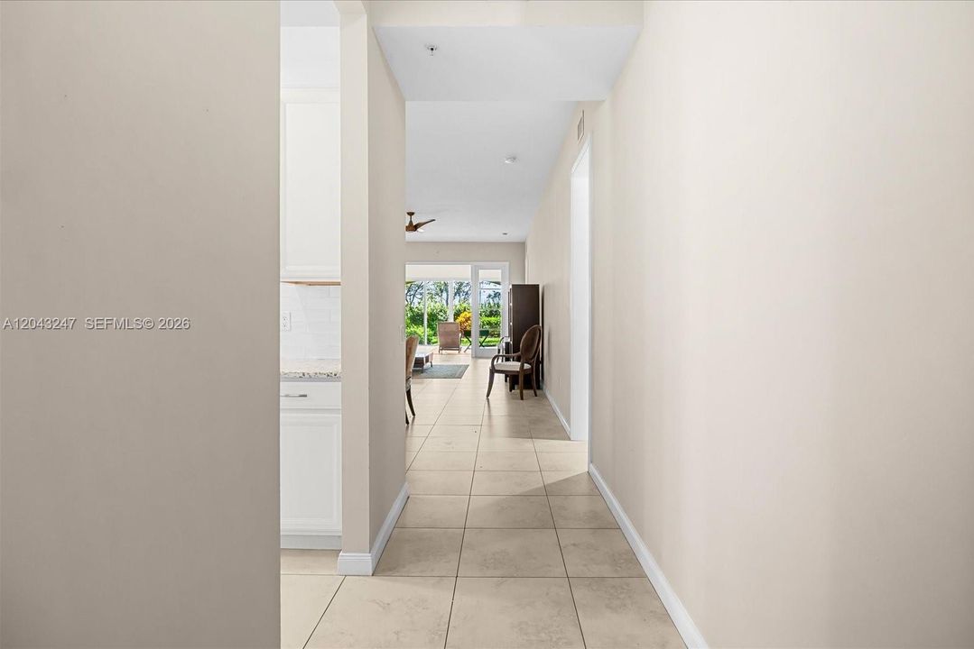 For Rent: $2,600 (2 beds, 2 baths, 1989 Square Feet)