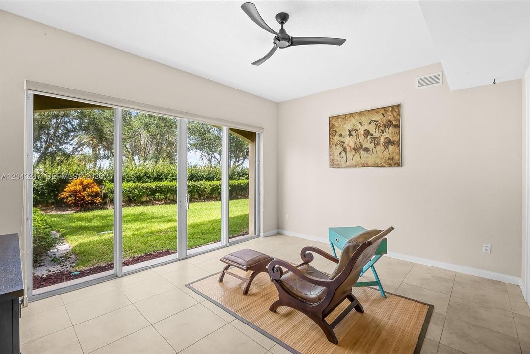 For Rent: $2,600 (2 beds, 2 baths, 1989 Square Feet)