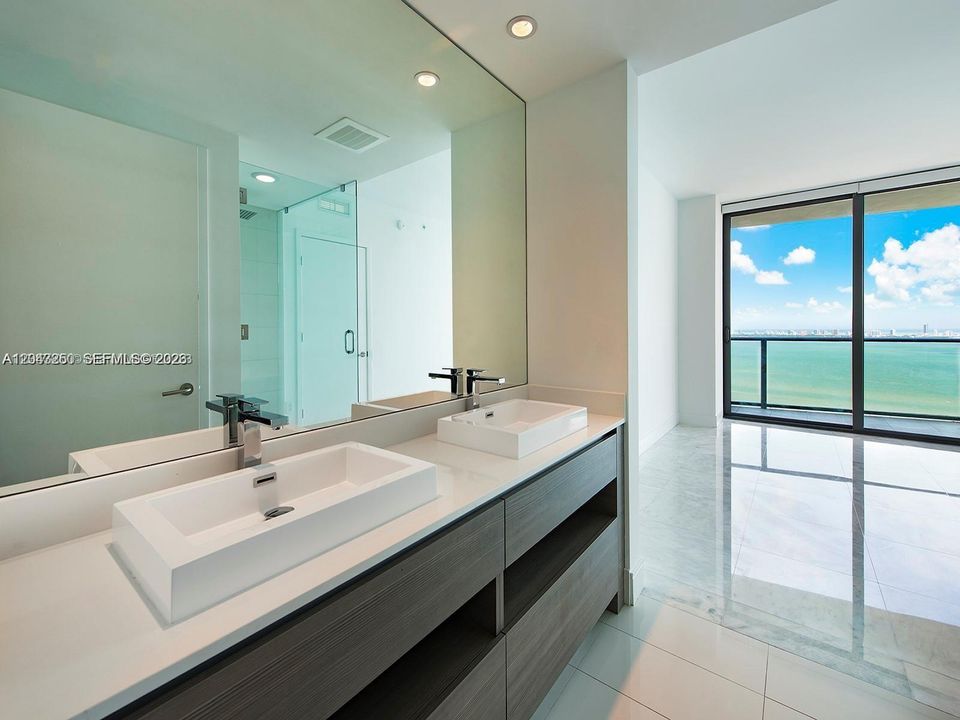 For Rent: $7,350 (3 beds, 2 baths, 1395 Square Feet)