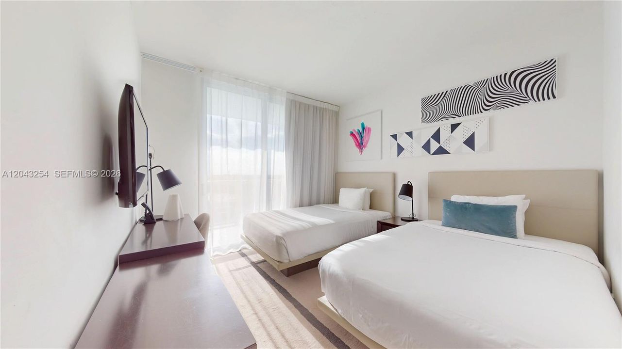 En Venta: $669,000 (3 camas, 2 baños, 1129 Pies cuadrados)