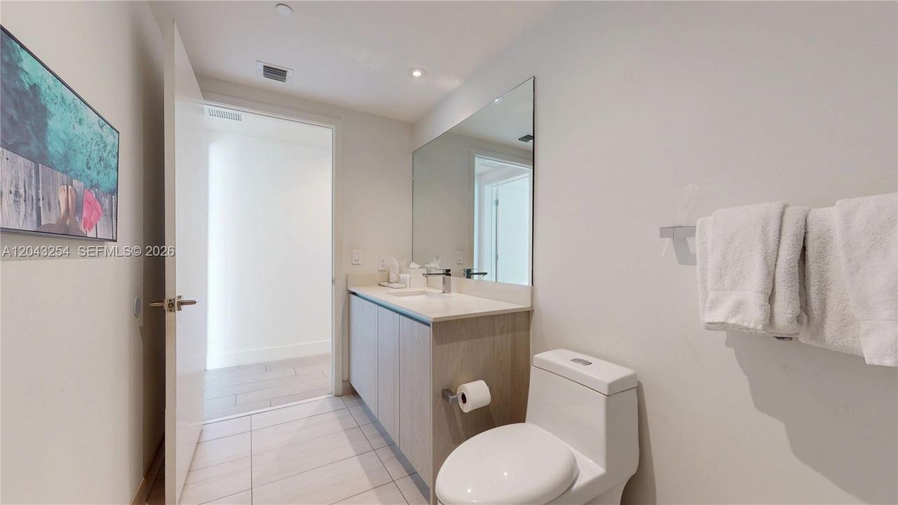 En Venta: $669,000 (3 camas, 2 baños, 1129 Pies cuadrados)