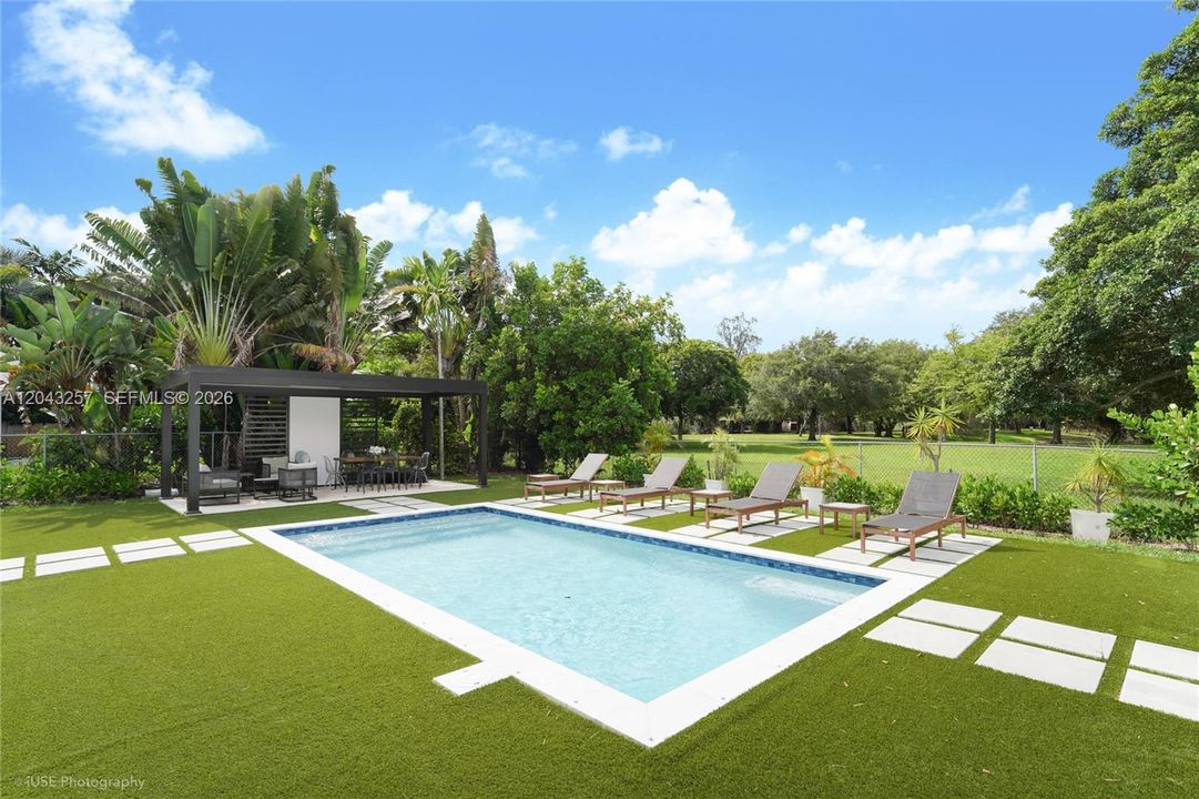 En Venta: $1,345,000 (3 camas, 3 baños, 0 Pies cuadrados)