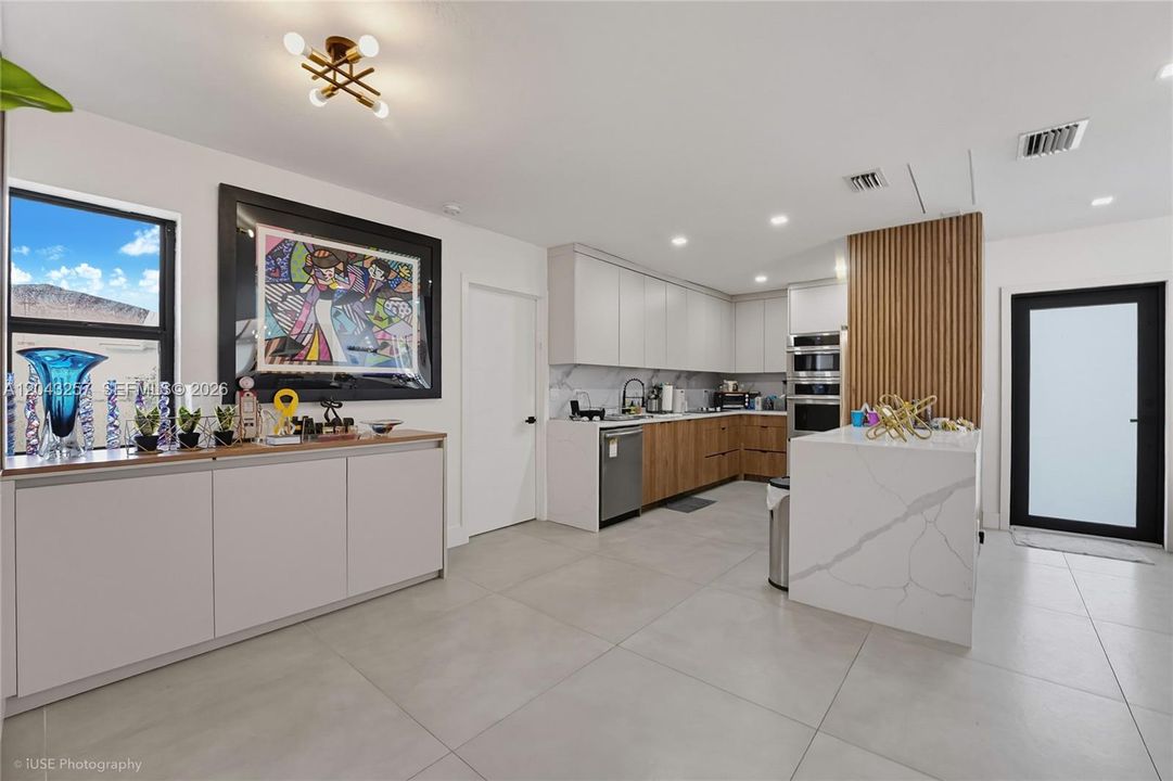 En Venta: $1,345,000 (3 camas, 3 baños, 0 Pies cuadrados)