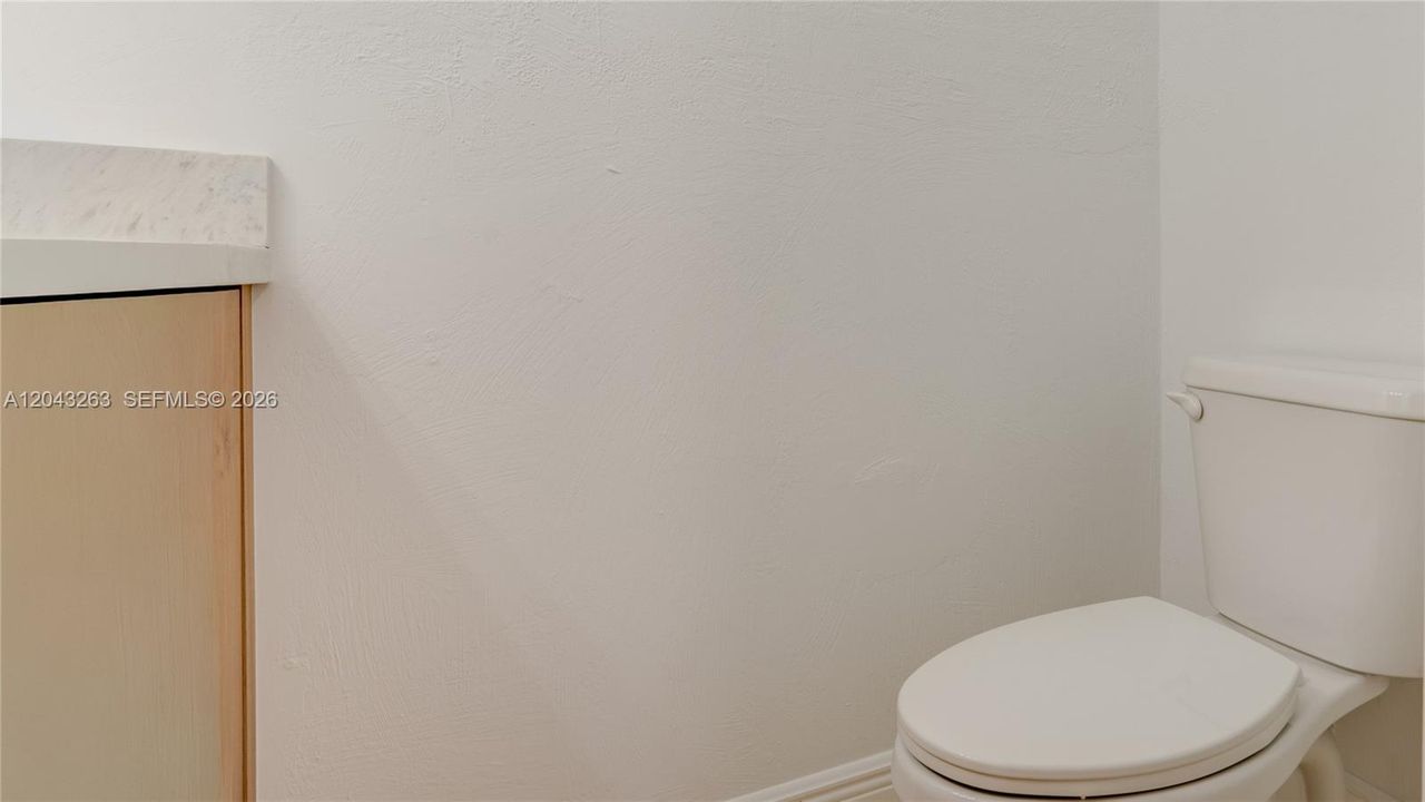 В аренду: $6,750 (4 спален, 2 ванн, 2326 Квадратных фут)
