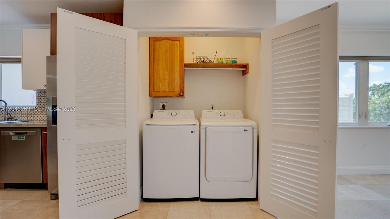 В аренду: $6,750 (4 спален, 2 ванн, 2326 Квадратных фут)