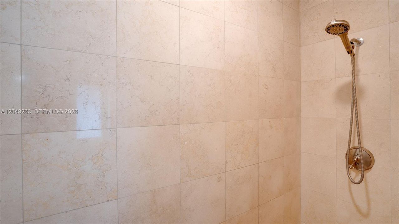 В аренду: $6,750 (4 спален, 2 ванн, 2326 Квадратных фут)
