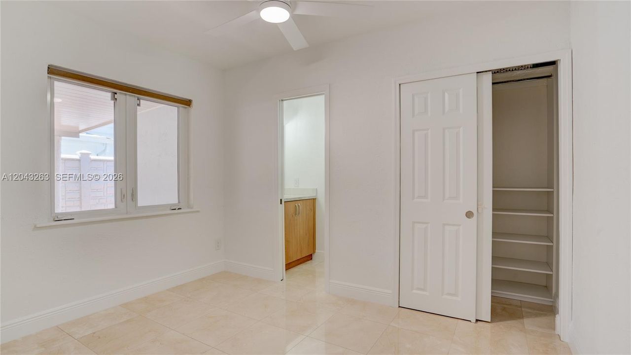 В аренду: $6,750 (4 спален, 2 ванн, 2326 Квадратных фут)