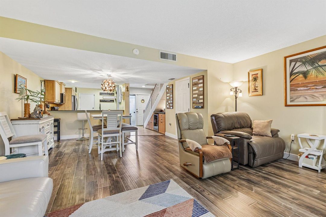 32-web-or-mls-NW 123rd Ave-S2406-012