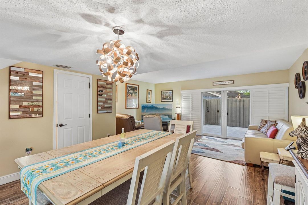 35-web-or-mls-NW 123rd Ave-S2406-015