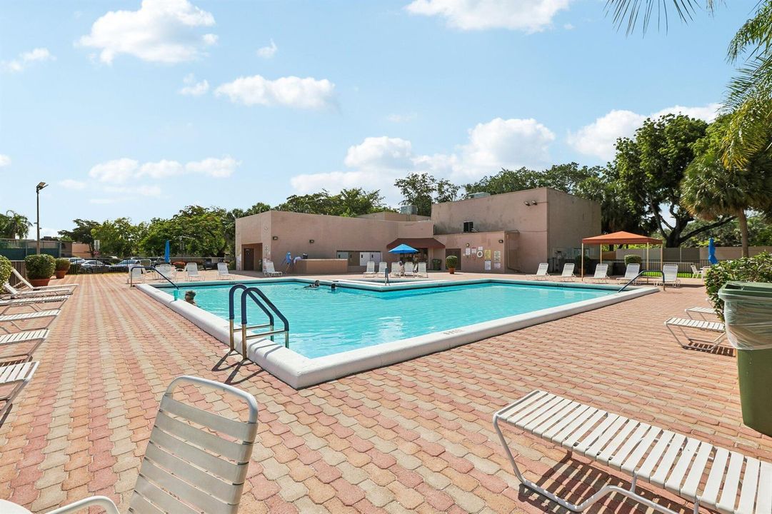 12-web-or-mls-NW 123rd Ave-2506-912
