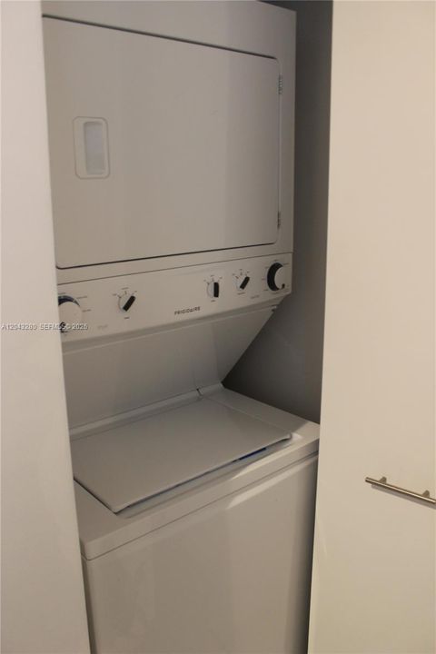 En Renta: $3,800 (2 camas, 2 baños, 980 Pies cuadrados)