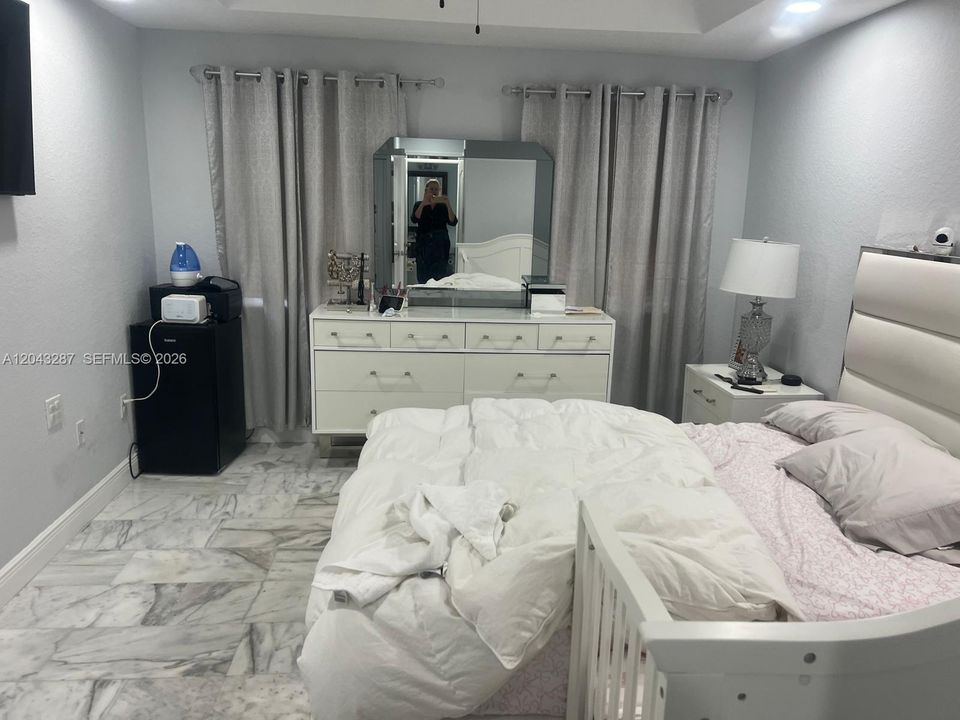 На продажу: $355,000 (2 спален, 2 ванн, 1205 Квадратных фут)