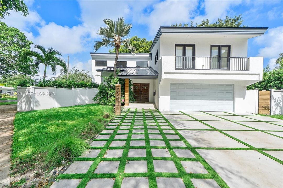 For Sale: $2,490,000 (3 beds, 2 baths, 2967 Square Feet)