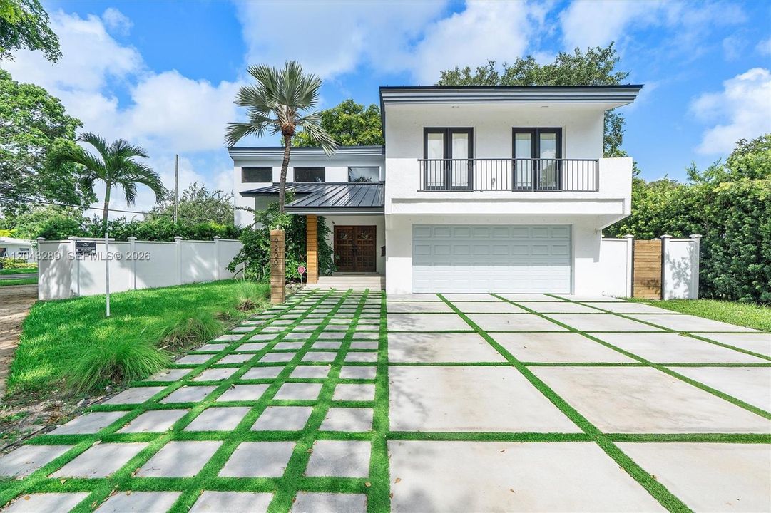 For Sale: $2,490,000 (3 beds, 2 baths, 2967 Square Feet)