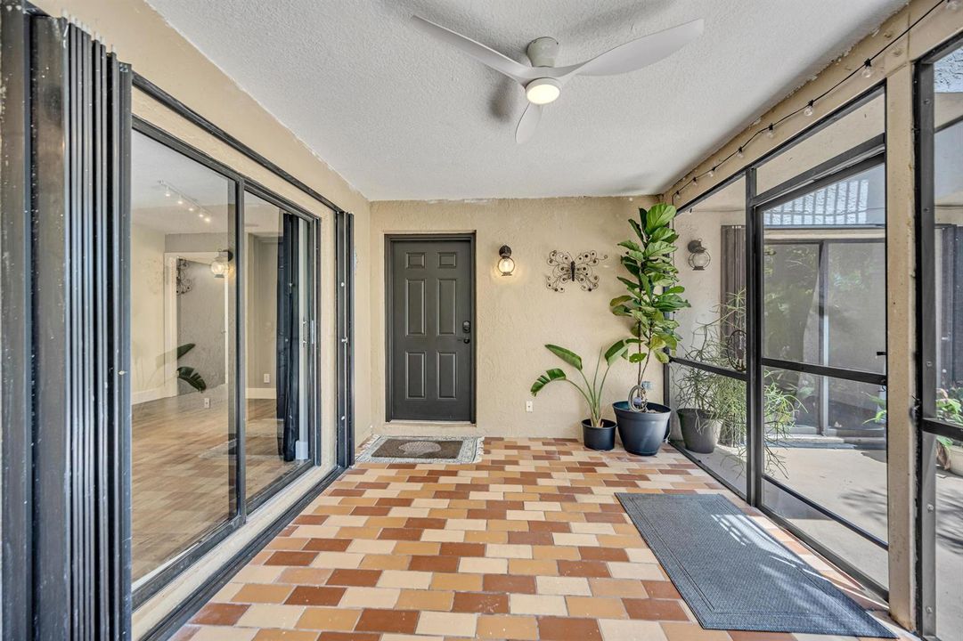 2620 NW 99TH AVE-7