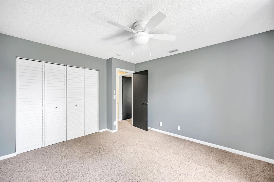 2620 NW 99TH AVE-29