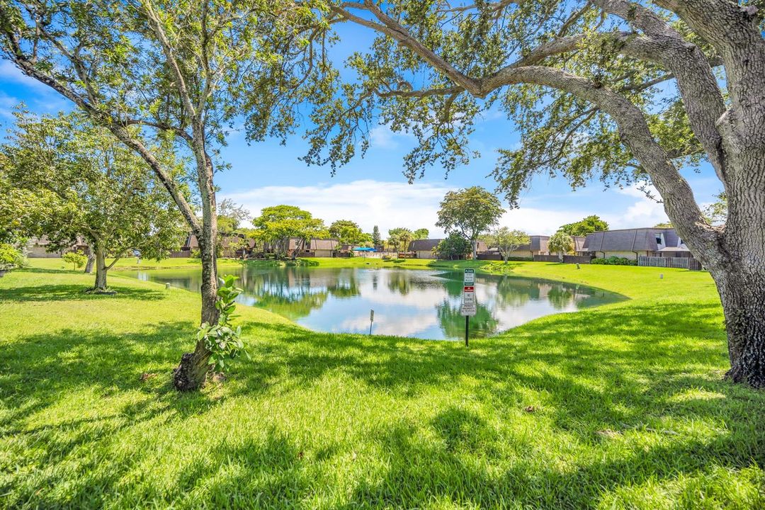 2620 NW 99TH AVE-32