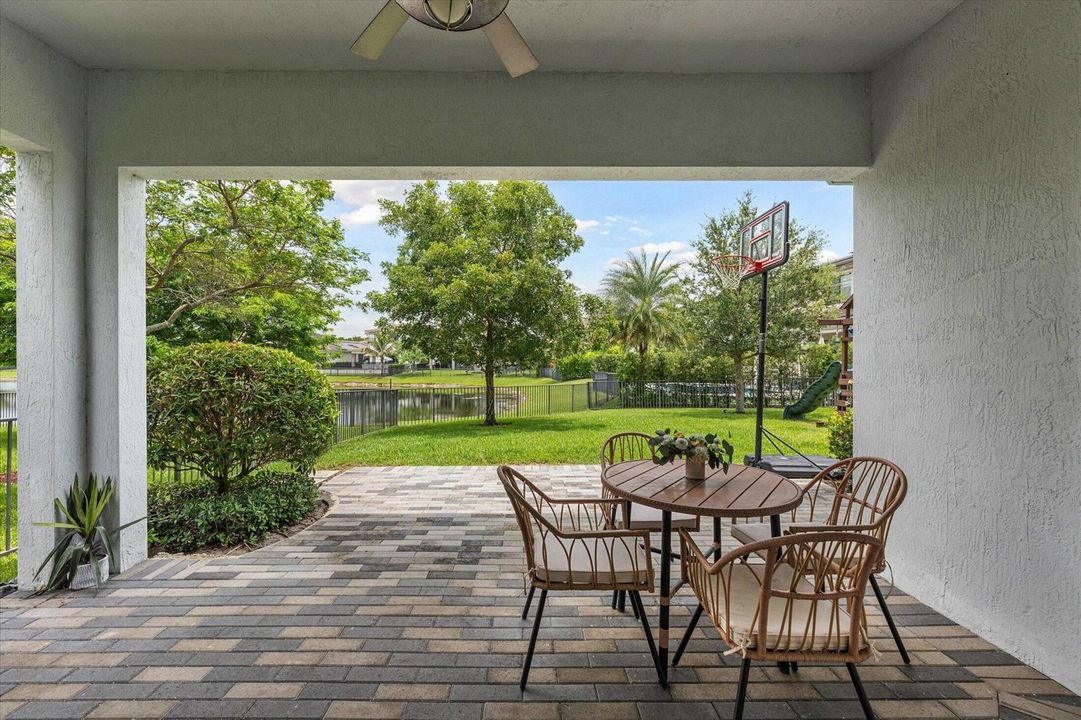 20-10765 Windward St, Parkland-21