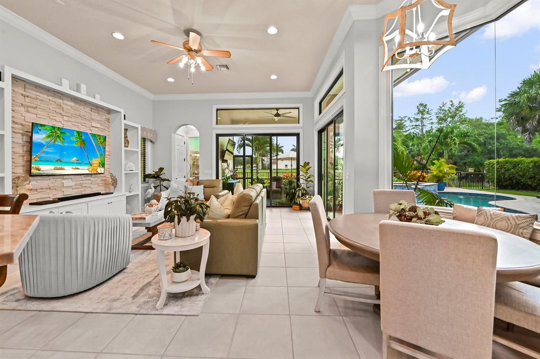 23 Family room 01
