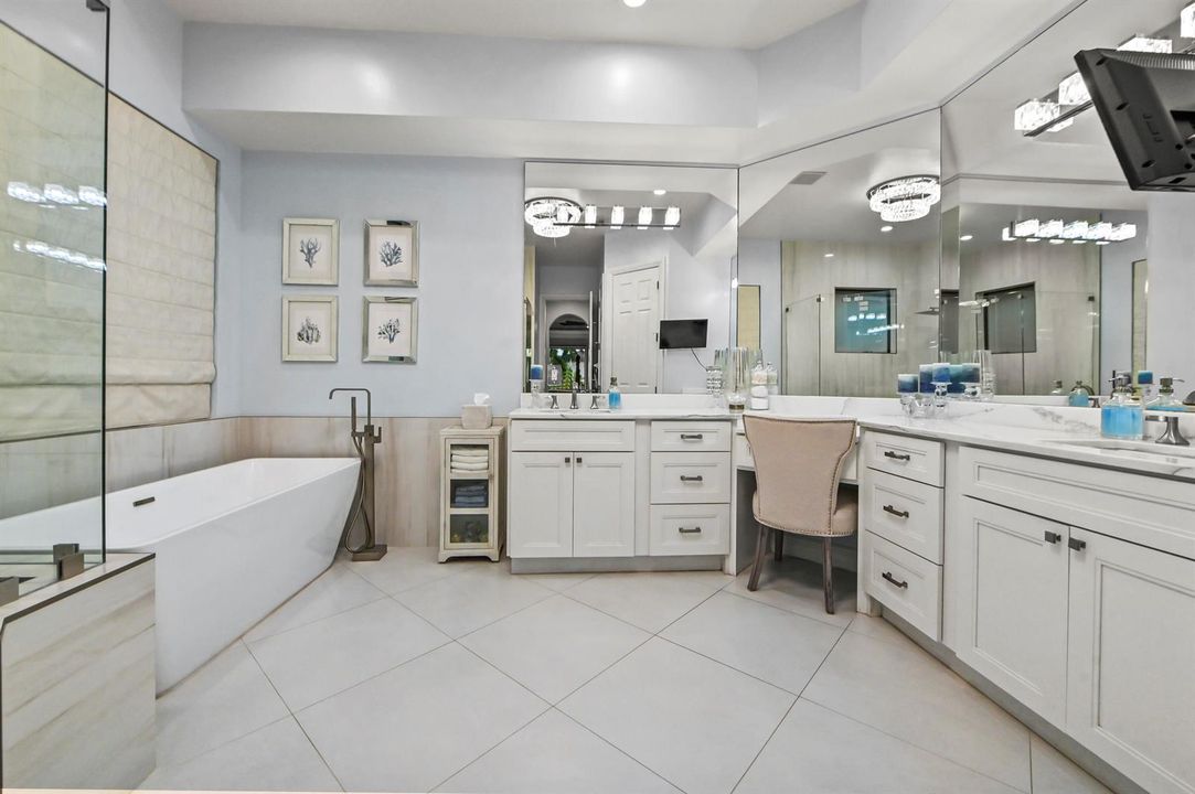 42 Bathroom 02
