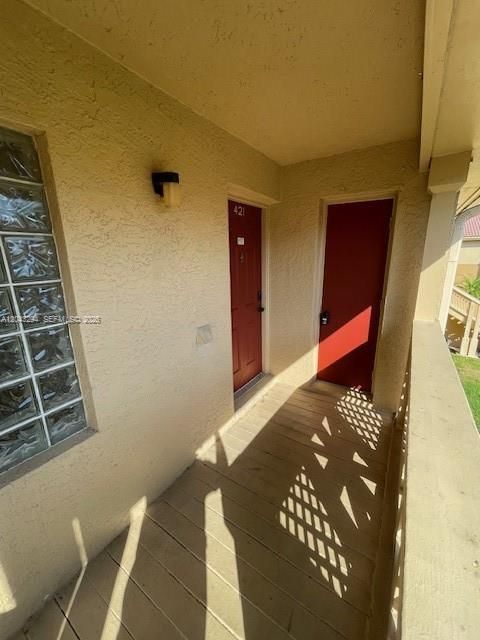 В аренду: $1,950 (2 спален, 2 ванн, 888 Квадратных фут)