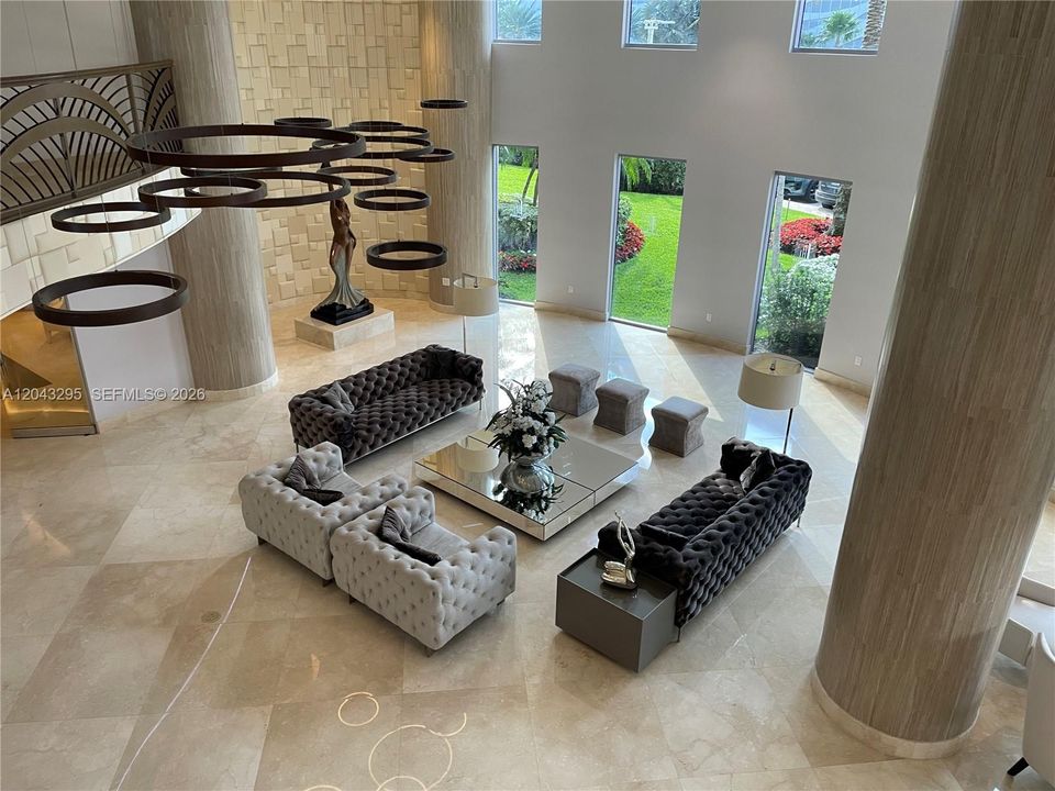 En Renta: $6,950 (2 camas, 2 baños, 1590 Pies cuadrados)