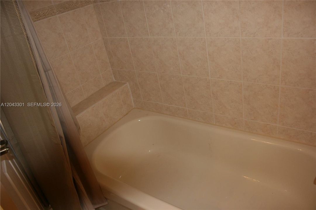 En Renta: $2,800 (3 camas, 2 baños, 1316 Pies cuadrados)