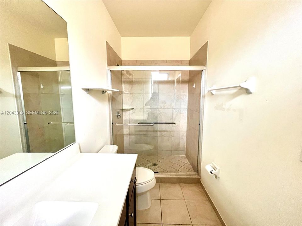 En Renta: $3,150 (3 camas, 2 baños, 1668 Pies cuadrados)