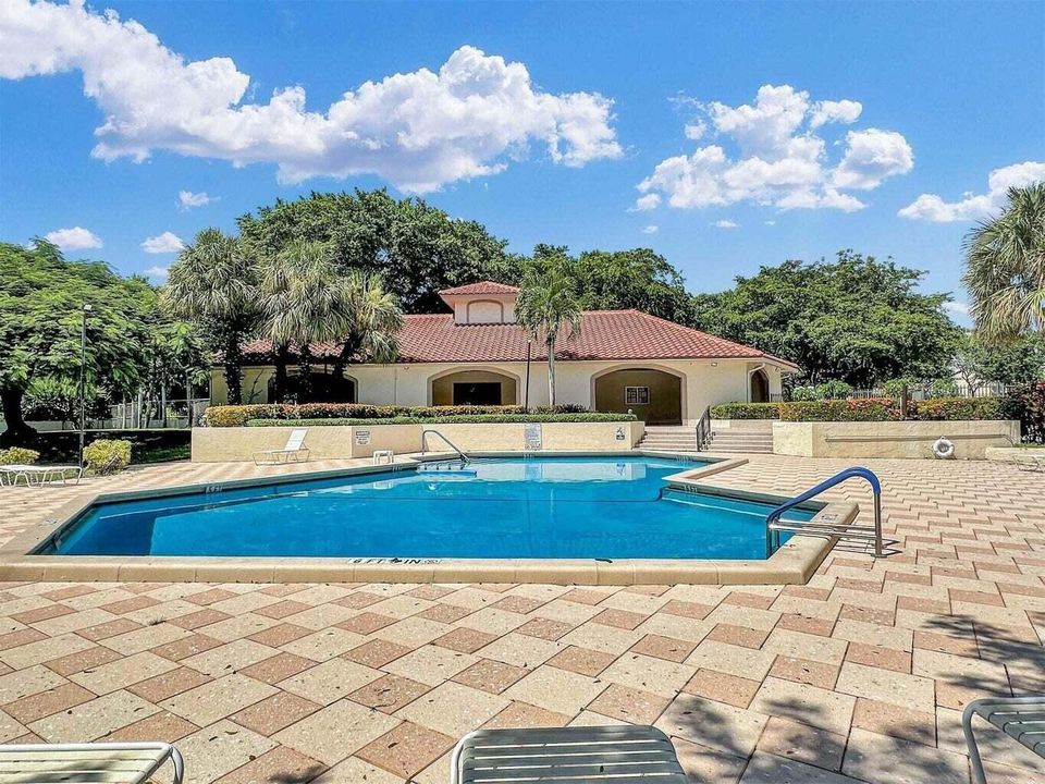 Windwood Pool