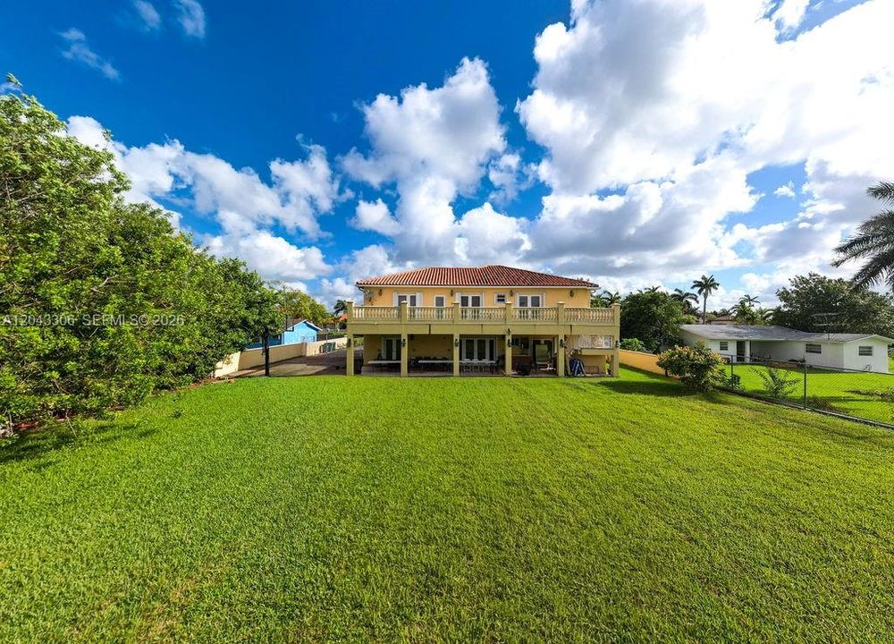 En Venta: $2,700,000 (6 camas, 6 baños, 4161 Pies cuadrados)