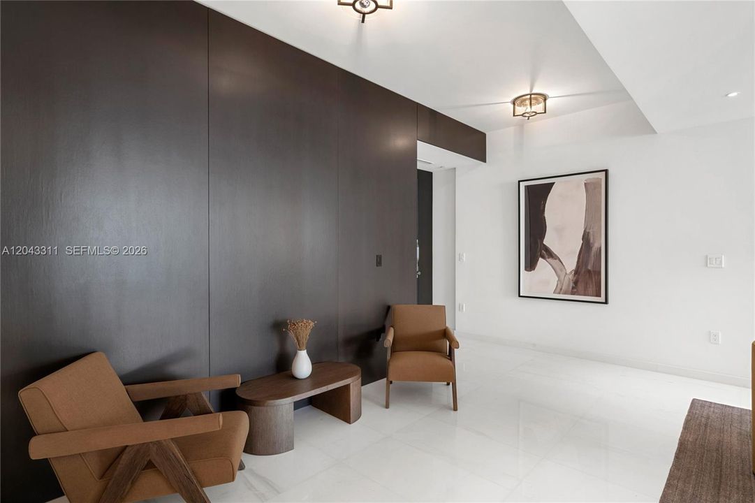 В аренду: $12,500 (2 спален, 2 ванн, 1437 Квадратных фут)
