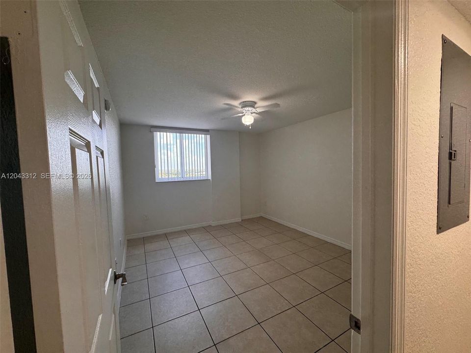 For Rent: $1,656 (2 beds, 2 baths, 784 Square Feet)